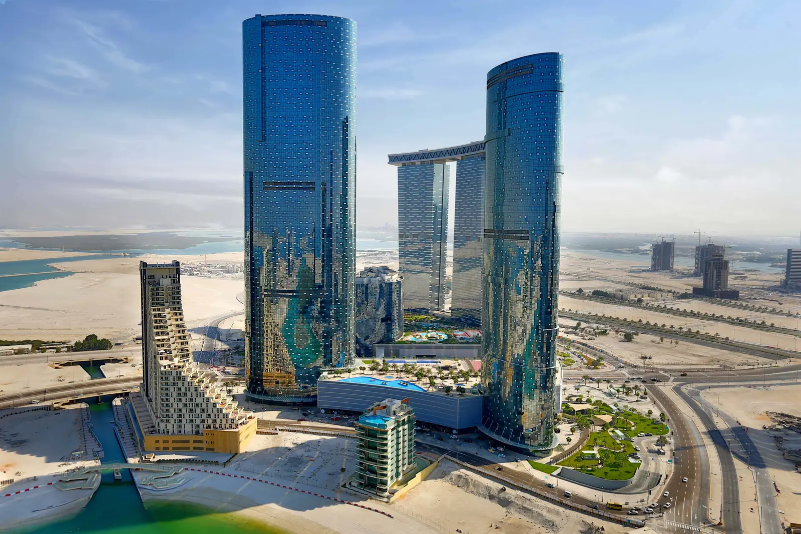 Sun Tower Al Reem Island (11).JPG